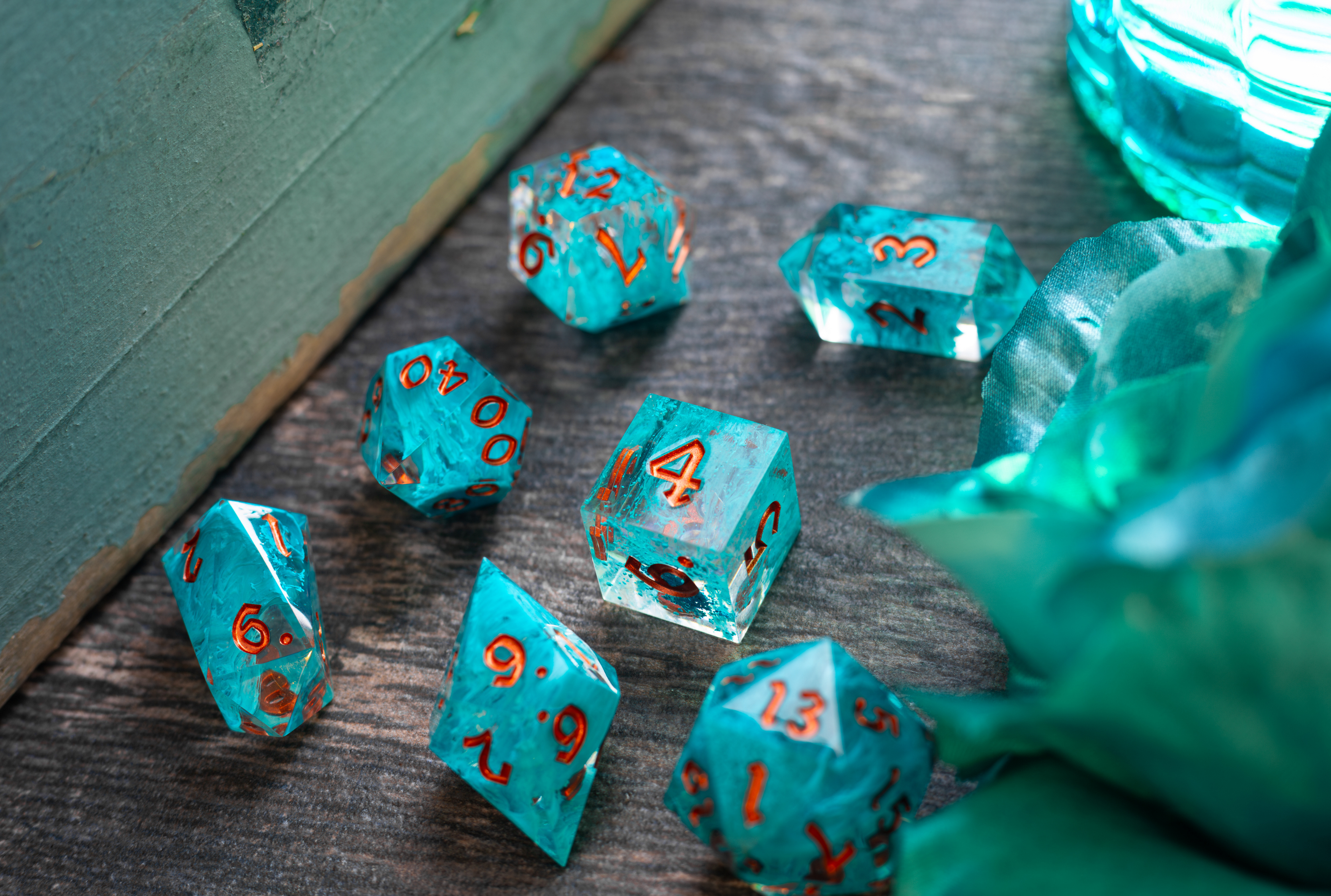 The Best Dice Sets for DnD Beginners That Still Look Awesome