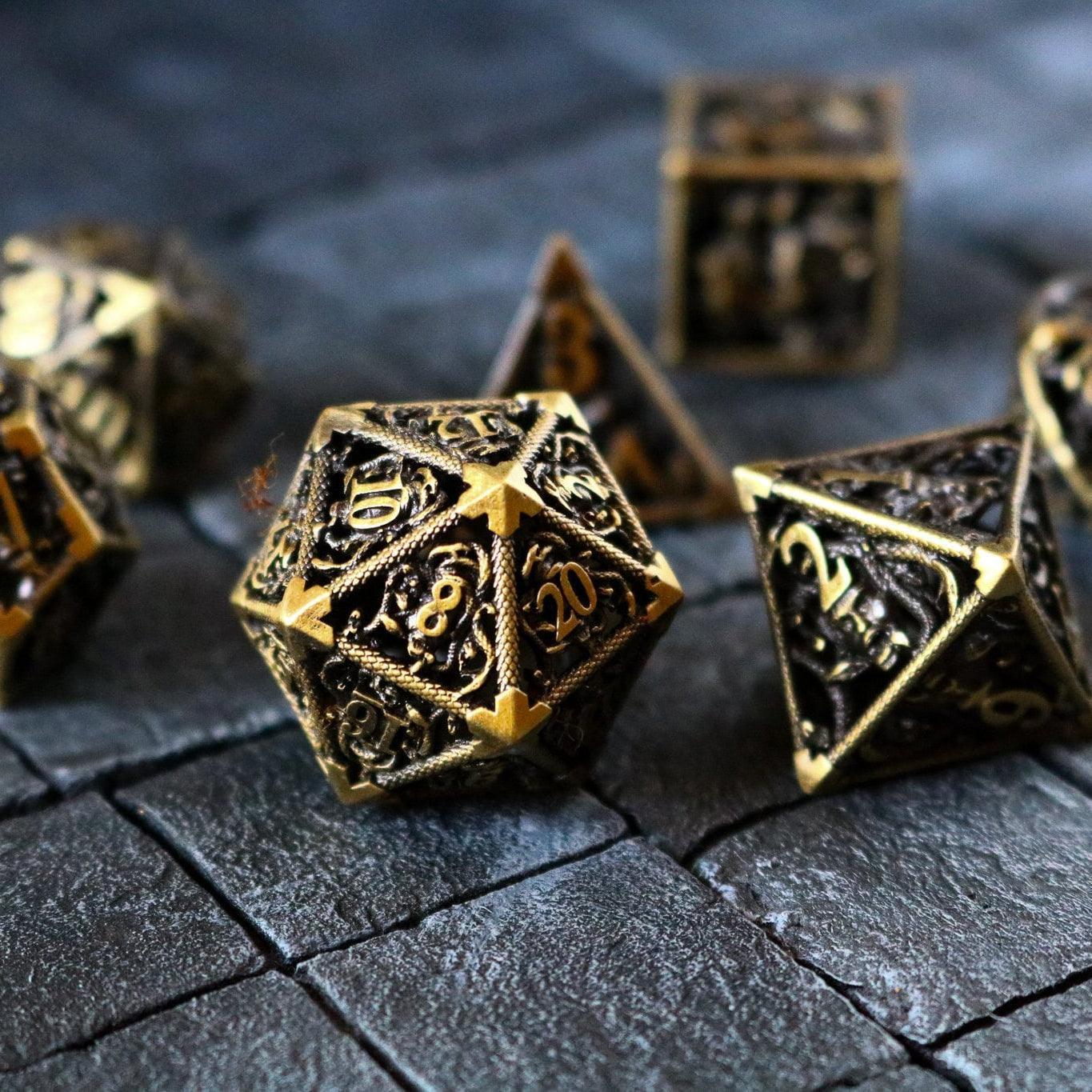 Medusa Bronze Hollow Metal DND Dice Set