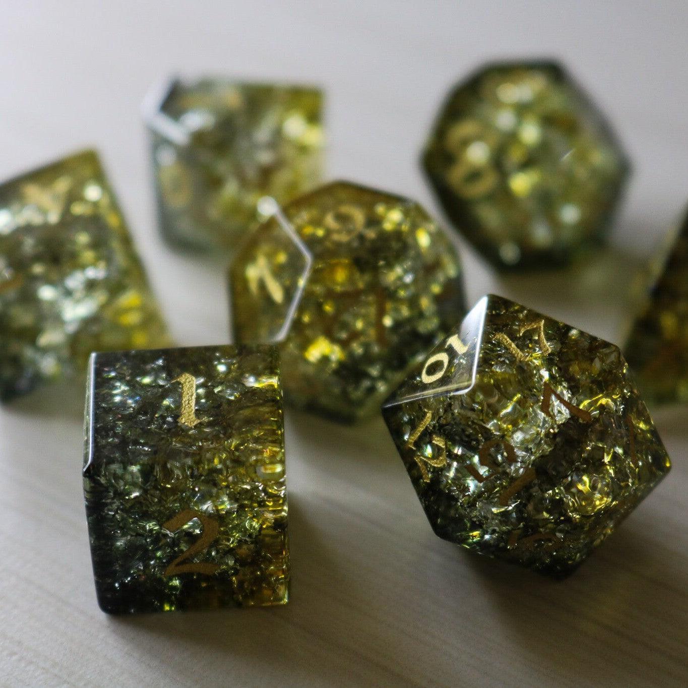 Dark Sun (Green And Yellow) Forge Fire Glass DND Dice Set